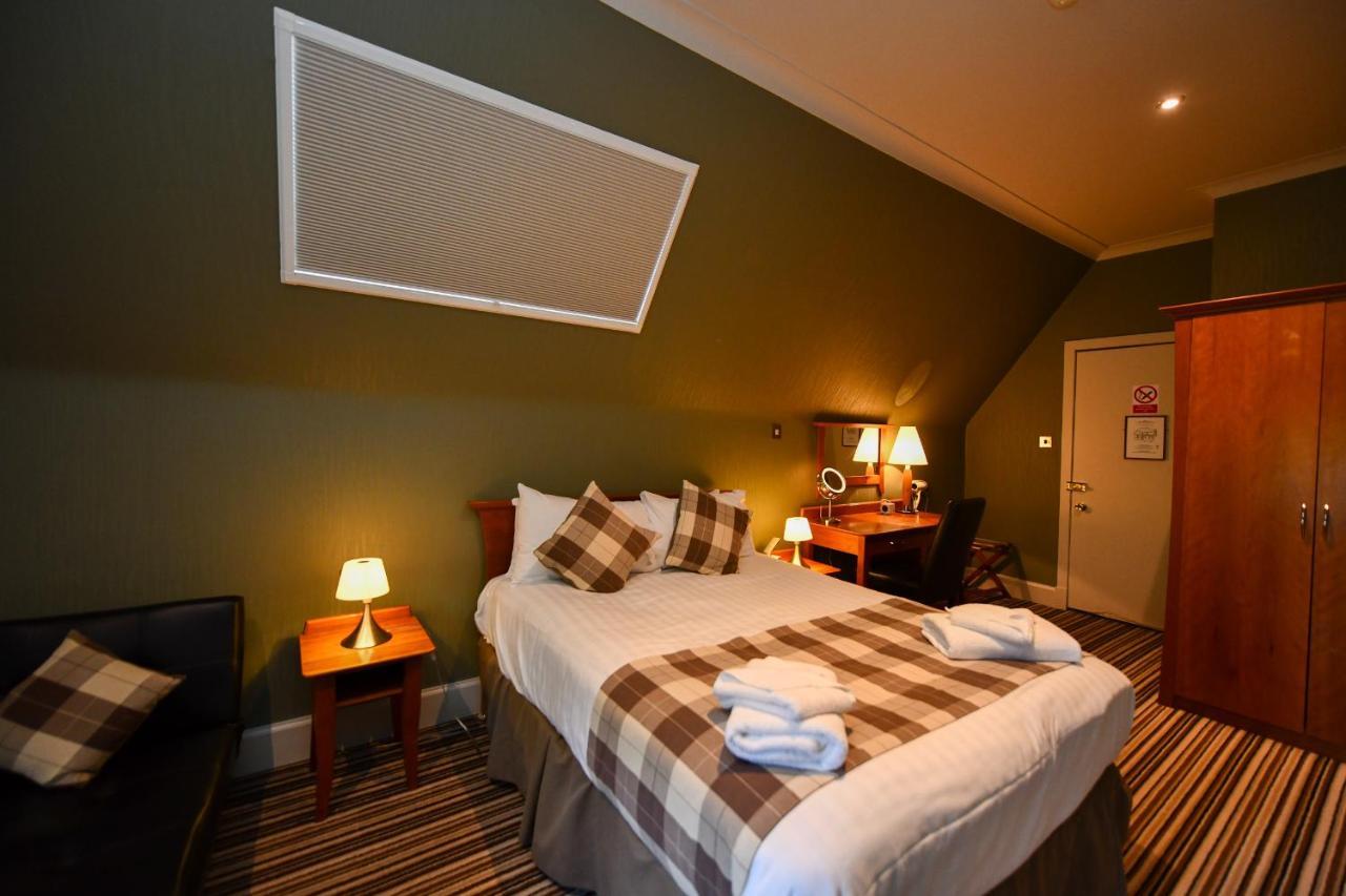 Savoy Park 3*
